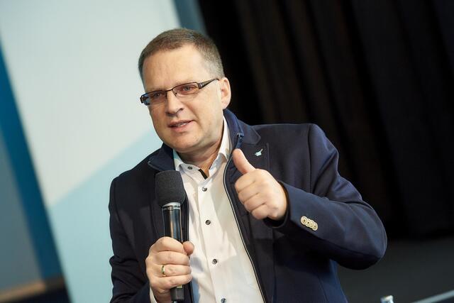 VP-Klubobmann und -Sozialsprecher August Wöginger. | Foto: ÖVP-Klub/Sabine Klimpt