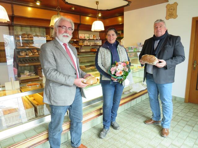 Bgm. Walter Kahrer, Franziska Huber, Vbgm. Günther Straub.