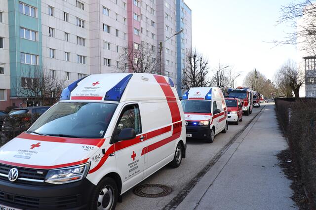 Die Einsatzkräfte konnten am Ort des angeblichen Brandes weder Feuer, noch den Anrufer ausfindig machen.
