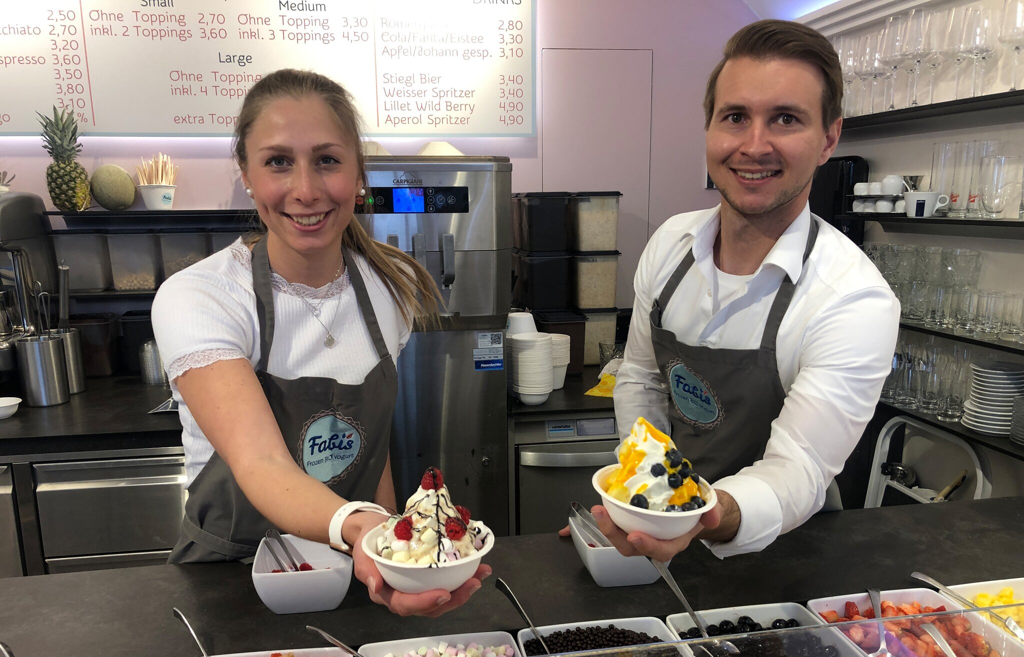 EisGenuss FrozenYogurt trifft auf viel Kreativität SalzburgStadt