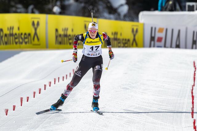 Beste Österreicherin wurde erneut die Salzburgerin Lea Rothschopf, die mit zwei Fehlern am Schießstand noch auf den 12. Platz vorlief.