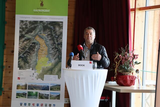 Naturparkobmann Hans-Peter Bock: „Mit dem heutigen Tag ist diese Vision endlich Wirklichkeit geworden. 22 Jahre nach dem Start ist es gelungen, den Namensgeber "Kaunergrat" unter Schutz zu stellen."