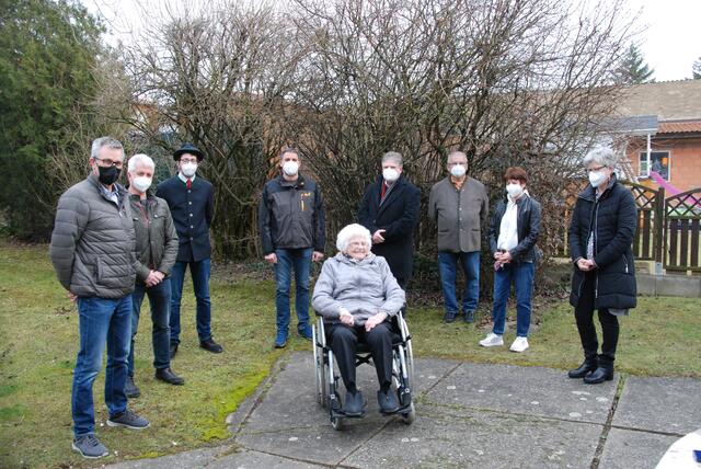 Söhne Erich und Josef, Stefan Scheiner, Christian Schmidt, Karl Stubenvoll, Josef Strobl und die Töchter Monika und Gertrude. | Foto: Stadtgemeinde Mistelbach