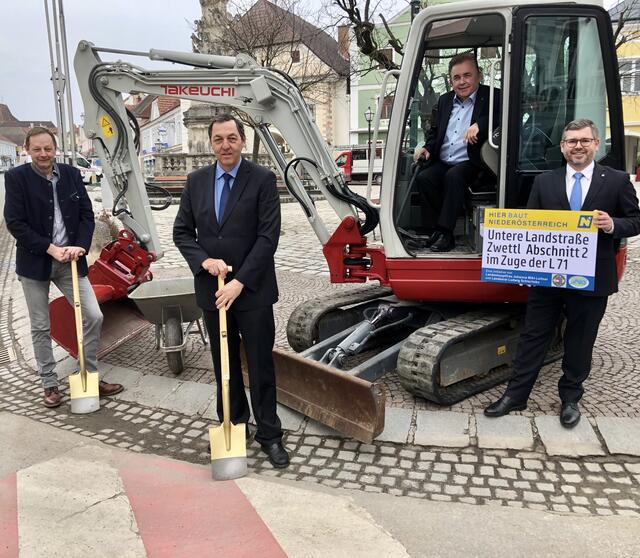 Der Baustellenstart wurde von Landesrat Ludwig Schleritzko (r.) offiziell freigegeben.