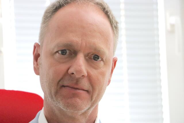 AMS-Gänserndorf-Leiter Georg Grund-Groiss informiert über die aktuelle Arbeitsmarkt-Lage im Bezirk.