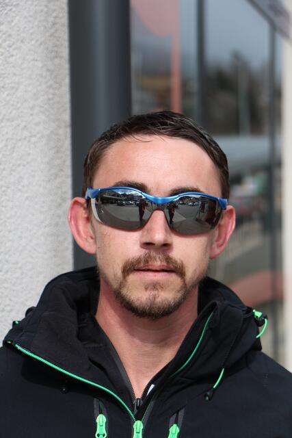 Christoph aus Ramingstein: 
"Meiner Meinung nicht, die Impfung ist nicht richtig ausgereift um darüber nachzudenken." 