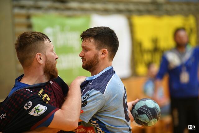 Den Gegner immer im Fokus... | Foto: Bernd Haider