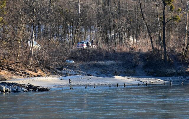 Am 6. März wurde die Polizei und die Wasserrettung zu einem Einsatz mit einer Wasserleiche in Münster gerufen.  | Foto: ZOOM.Tirol