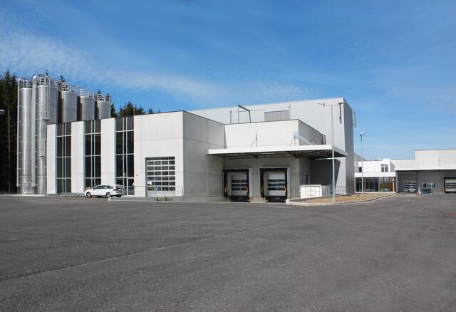 Am Standort Rainbach der Greiner Bio-One Gruppe arbeiten knapp 100 Mitarbeiter.  | Foto: Greiner Bio-One