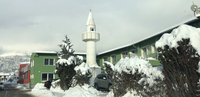 Minarett in Telfs: Die Marktgemeinde ist Spitzenreiter bei muslimischen Schülern.