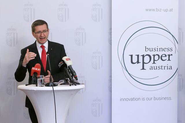 Wirtschafts- und Forschungs-Landesrat Markus Achleitner | Foto:  Land OÖ / Tina Gerstmair