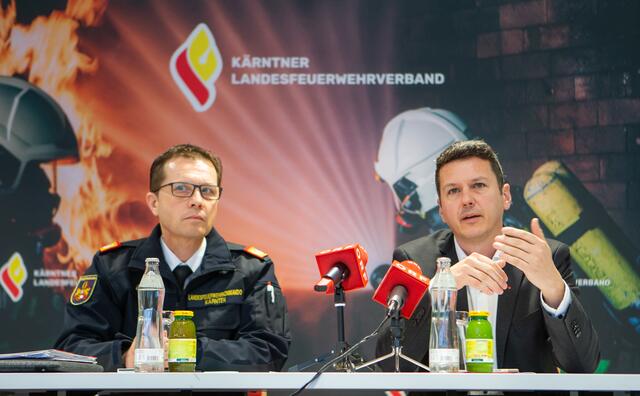 Landesfeuerwehrkommandant Rudolf Robin (links) und Landesrat Daniel Fellner (Archivfoto)