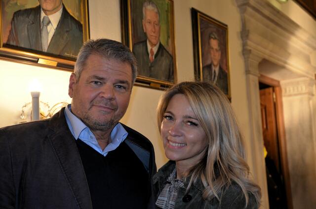 Gerhard Köfer mit Gattin Evelyn, die neu in den Gemeindet gewählt wurde