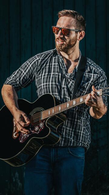 Anton Josef veröffentlicht neues Musikvideo für seine Single „Supahöd“ | Foto: Anton Josef