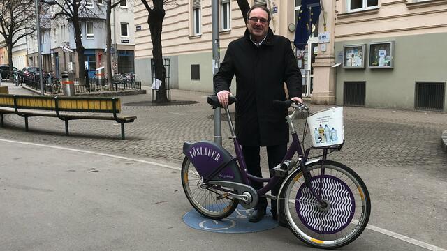 Gerhard Zatlokal radelt vom Gürtel in Richtung ... | Foto: Kautzky
