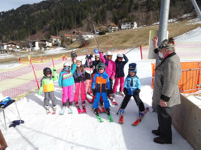Der Übungslift in der Zammer Riefe lief sehr gut: Der Skinachwuchs freute sich über das tolle Angebot. | Foto: Fuzzi Huber