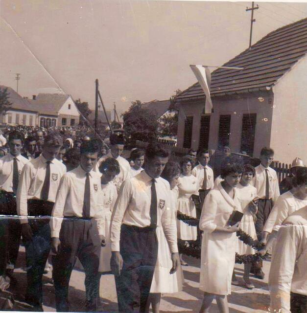 100 Jahre 100 Bilder Neues Buch über Neuberg erschienen Güssing