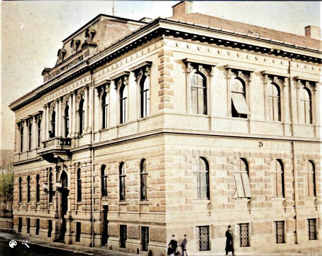 Hier wurde schon vor ewigen Zeiten geschwommen: Die am Foto gezeigte Fassade wurde 1939 allerdings abgeschlagen. | Foto: KK/Kubinzky