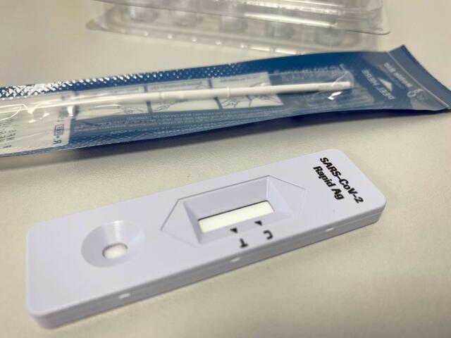 Wer künftig einen Besuch im Krankenhaus Reutte tätigen möchte, muss einen negativen Corona-Test vorweisen. | Foto: Melanie Hutter