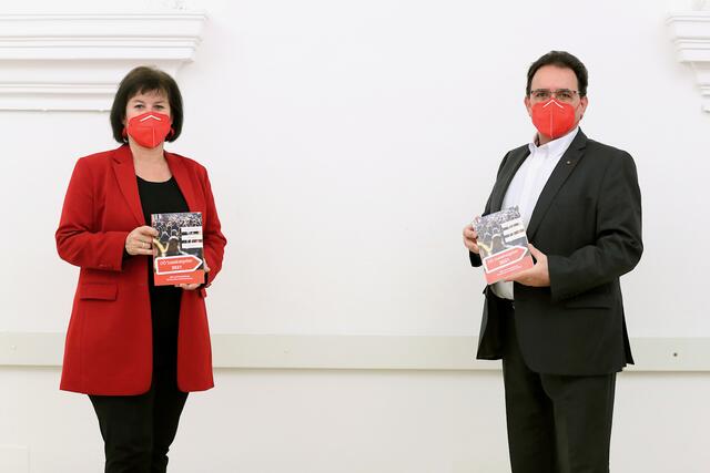 Landesrätin Birgit Gerstorfer und SP-Bezirksvorsitzender Bürgermeister Erich Wahl