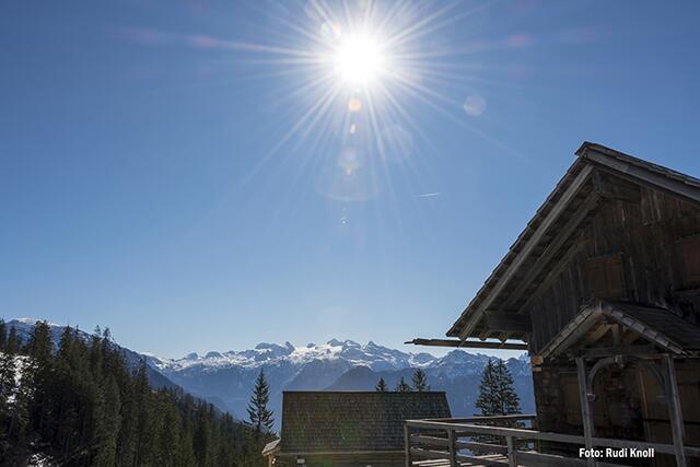 Blick zum "König Dachstein" von der "Hütteneckalm"!