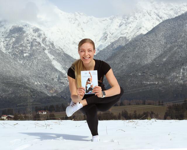 Melanie Spiegl präsentiert ihr Kochbuch auf sportliche Weise. | Foto: Barbara Gutleben