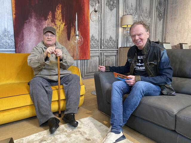 Für die W24-Dreharbeiten mit Peter Nemeth (r.) schlüpfte Kabarettist Joesi Prokopetz erneut in die Rolle des "Herrn Rädl".