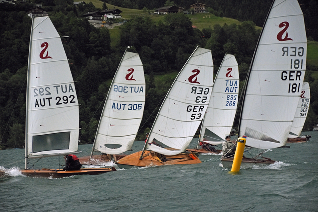 Die Vorstandmitglieder Willy Schandlbauer und Axel Kronewitter legten ihre Ämter zurück. | Foto: Vorreiter