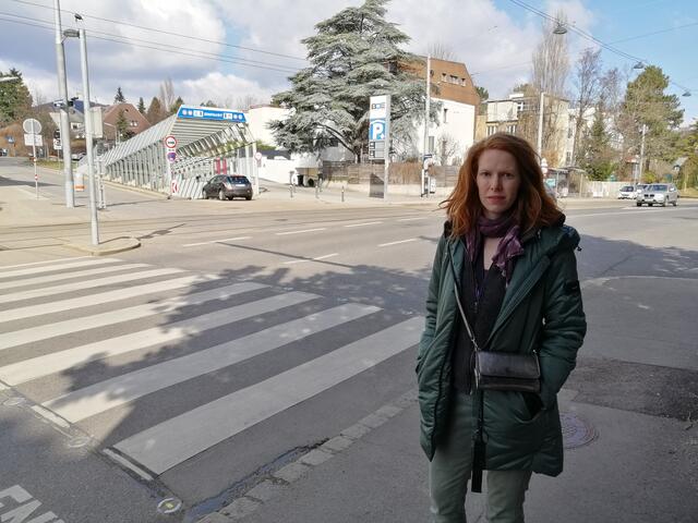 Brennpunkt Grinzinger Allee: Barbara Theiler und ihre beiden Söhne wurden am 5. März bei einem Verkehrsunfall verletzt. | Foto: Privat