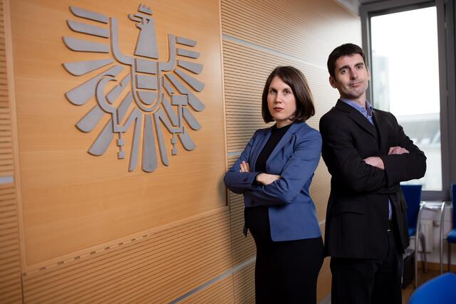 Rechtsanwältin Michaela Krömer und Mex M. kämpfen für das Grundrecht auf Leben und Gesundheit.