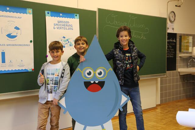 Durch interaktive Lehrinhalte begeben sich die dritten und vierten Klassen der Volksschulen auf eine spannende Reise rund ums Thema Wasser. | Foto: KK