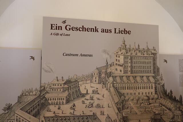 Schloss Ambras Foyer "Ein Geschenk aus Liebe" | Foto: Ricarda Stengg
