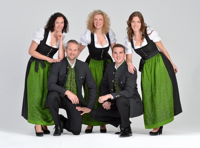 Das Quintett  Vokalensemble Hamatgfühl aus dem Rosental liebt es, facettenreich zu singen. | Foto: Studio Horst
