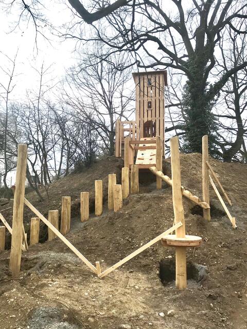 Spielplatz im Wolkersdorf Schlosspark | Foto: Dienstl