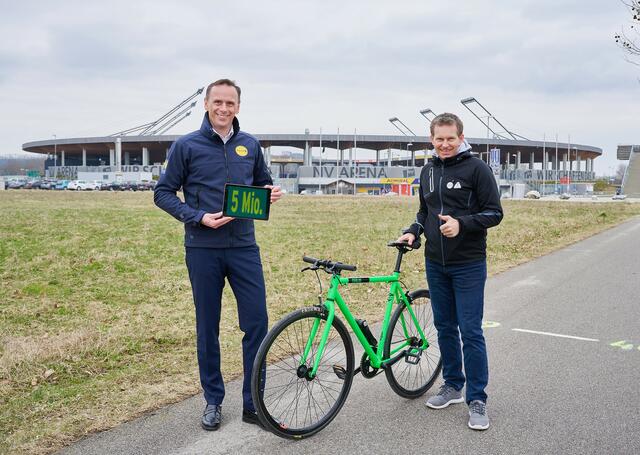 Sportlandesrat Jochen Danninger zeigt sich erfreut über die rege Anteilnahme an der NÖ Firmenchallenge
