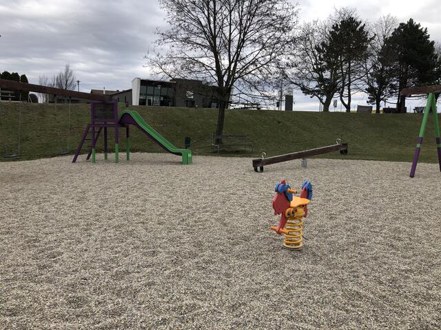 Spielplatz St. Georgen am Steinfelde.