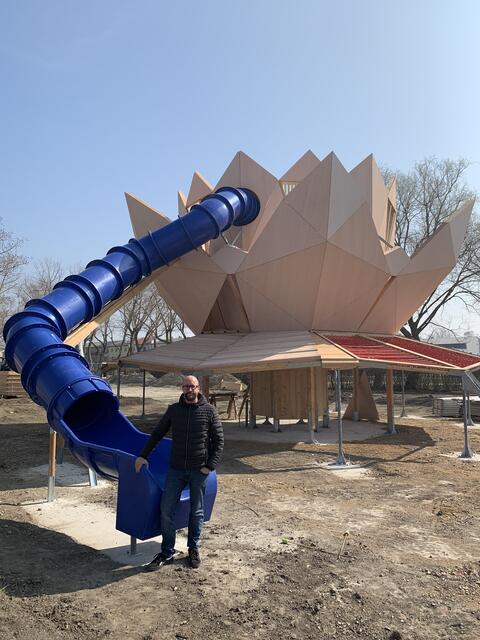 Tourismus-Chef Rene Lentsch freut sich auf Spiel und Spaß an der Strandpromenade