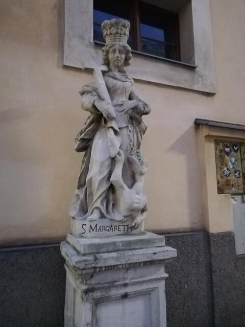 Die Heilige Margareta an der Ecke Schönbrunner Straße 52/Sonnenhofgasse in Margareten. | Foto: Rosemarie