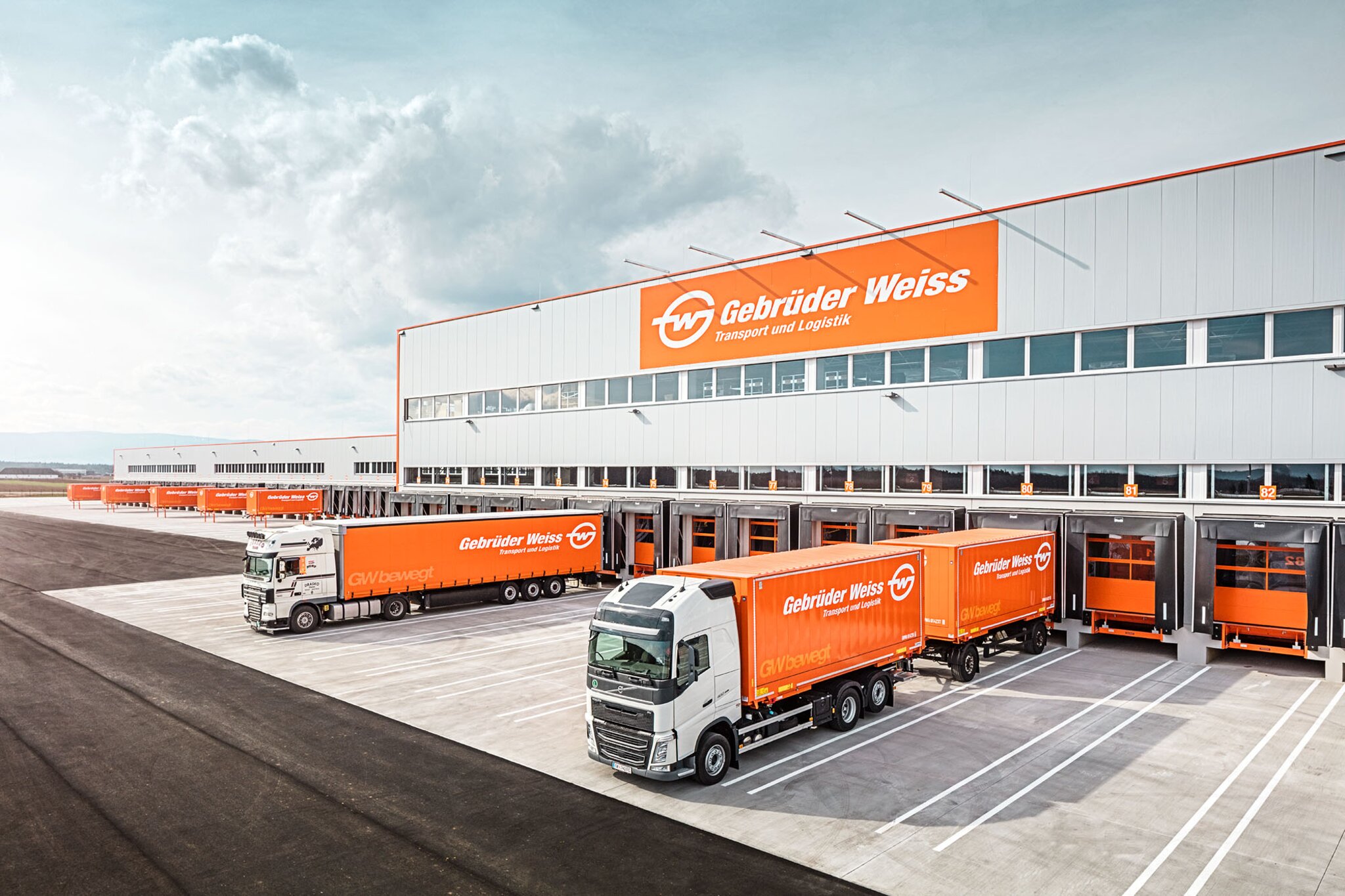 Kalsdorf bei Graz: Logistikriese zog in modernstes Terminal - Graz-Umgebung