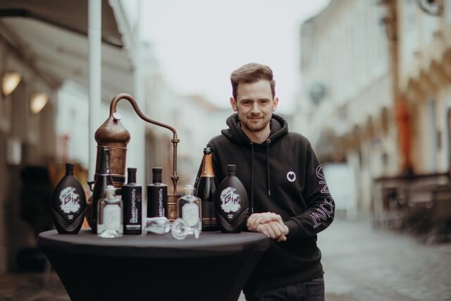Die Idee seinen eigenen Gin zu brauen hatte er bereits 2017.