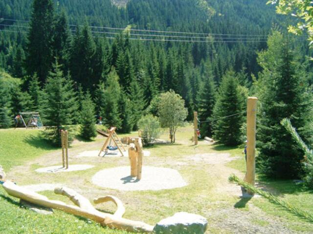 Mühlboden Spielplatz Obertilliach