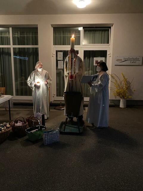 Weihe des Taufwassers in der Osternacht