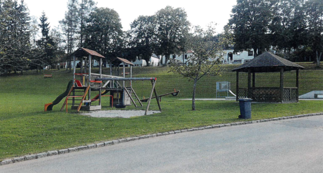 Der Spielplatz Mannersdorf an der Rabnitz am Reitschulplatz in der Feldgasse.  | Foto: Gemeinde Mannersdorf
