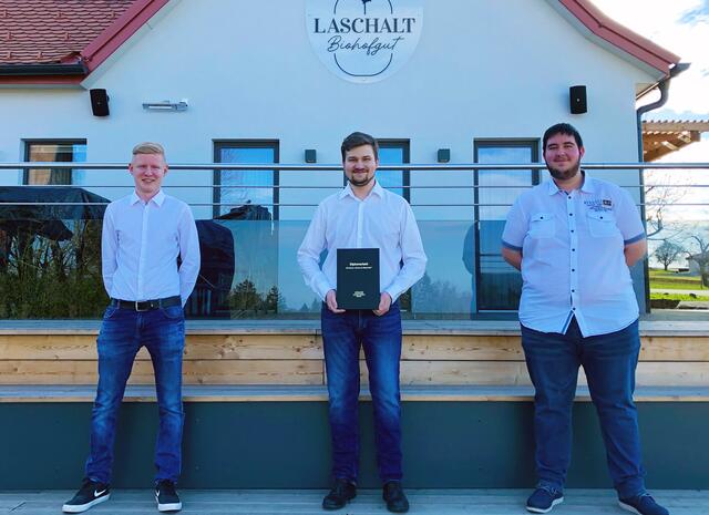 Andreas Lang, Sebastian Laschalt und Dominik Plank (v.l.) planten Erweiterungen für den Rohrbrunner Biobauernhof Laschalt | Foto: HTL Pinkafeld