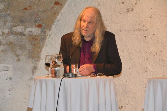 Walter Kratner präsentiert auch heuer wieder das Pfingstart-Festival bei der Basilika am Weizberg. | Foto: Hofmüller