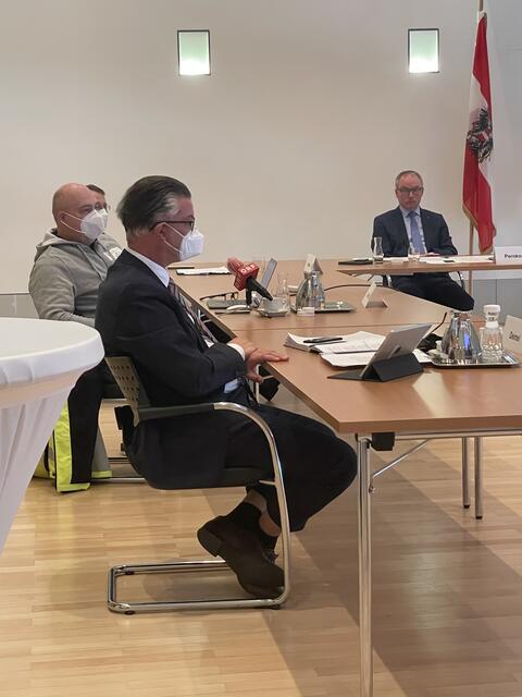 Christof Constantin Chwojka weist daraufhin, dass kein Niederösterreicher die Möglichkeit haben wird, sich seinen Impfstoff auszusuchen.  | Foto: BB NÖ 