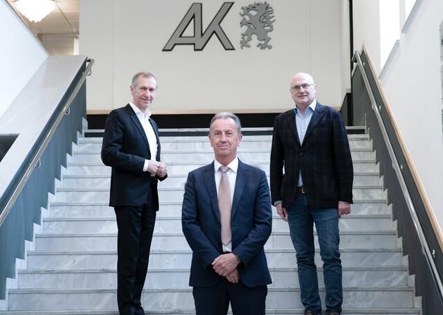 Bilanz über das „Corona-Jahr“ 2020: AK-Präsident Josef Pesserl, Außenstellenleiter Edwin Kriechbaumer und Direktor Wolfgang Bartosch (v.l.). | Foto: Graf-Putz/AK