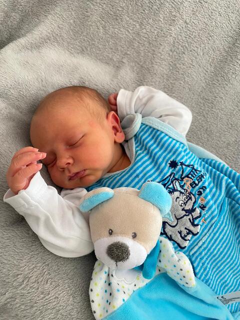 Colin Neffe, Geboren: 11.03.2021, Eltern: Silvia und Daniel Neffe aus Passail, Gewicht: 3355 g, Größe: 51 cm