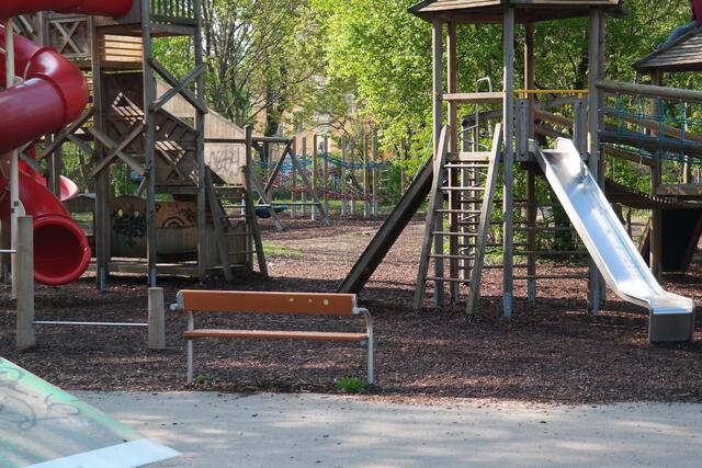 Die vielen Klettermöglichkeiten begeistern im Herbert Mayr Park