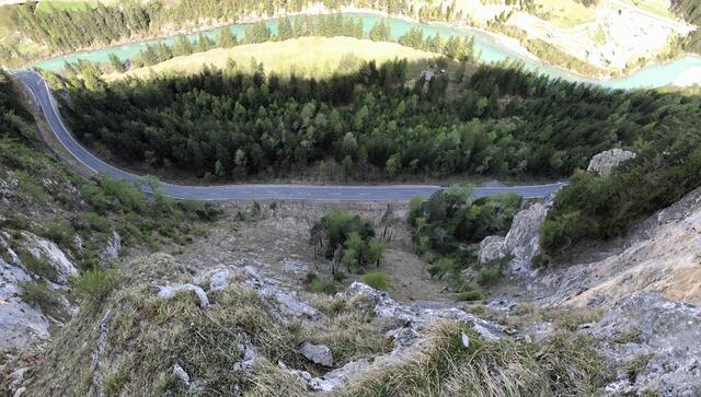 Notwendige Sicherungsmaßnahmen zwischen Pfunds und Nauders führen zu Verkehrsbehinderungen auf der B 180 Reschenstraße. | Foto: Land Tirol